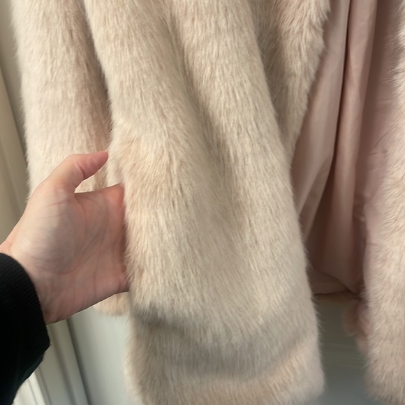 Soft Pink Faux Fur Jacket - Picture 5 of 6